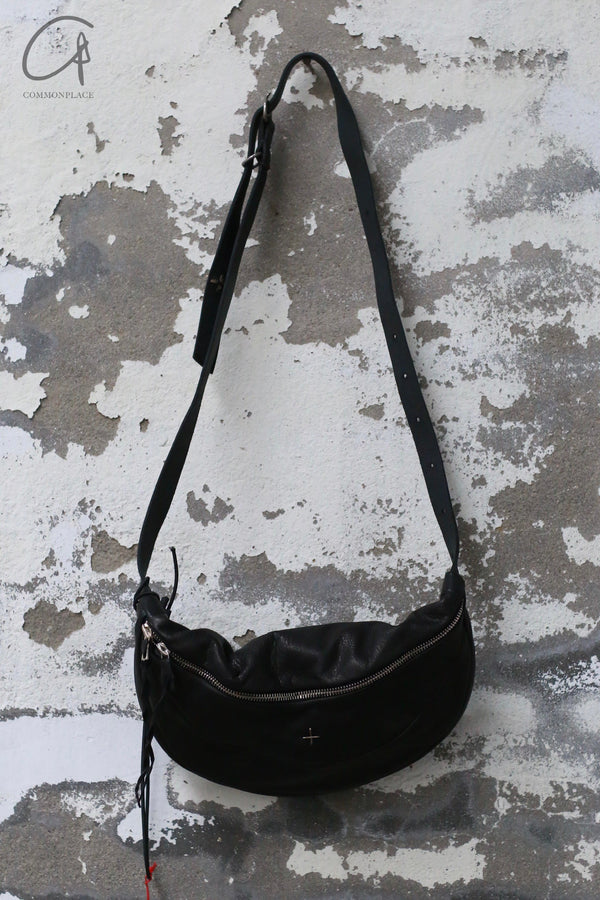 m.a+ Maurizio Amadei Waist Bag/Belt Crossbody Bag Series Artisan Italy MA-BY202 SY1,0-HEI-F Medium BY202 SY1.0 Black PM204